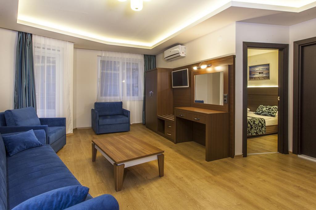 אלאניה Parador Suite Hotel חדר תמונה