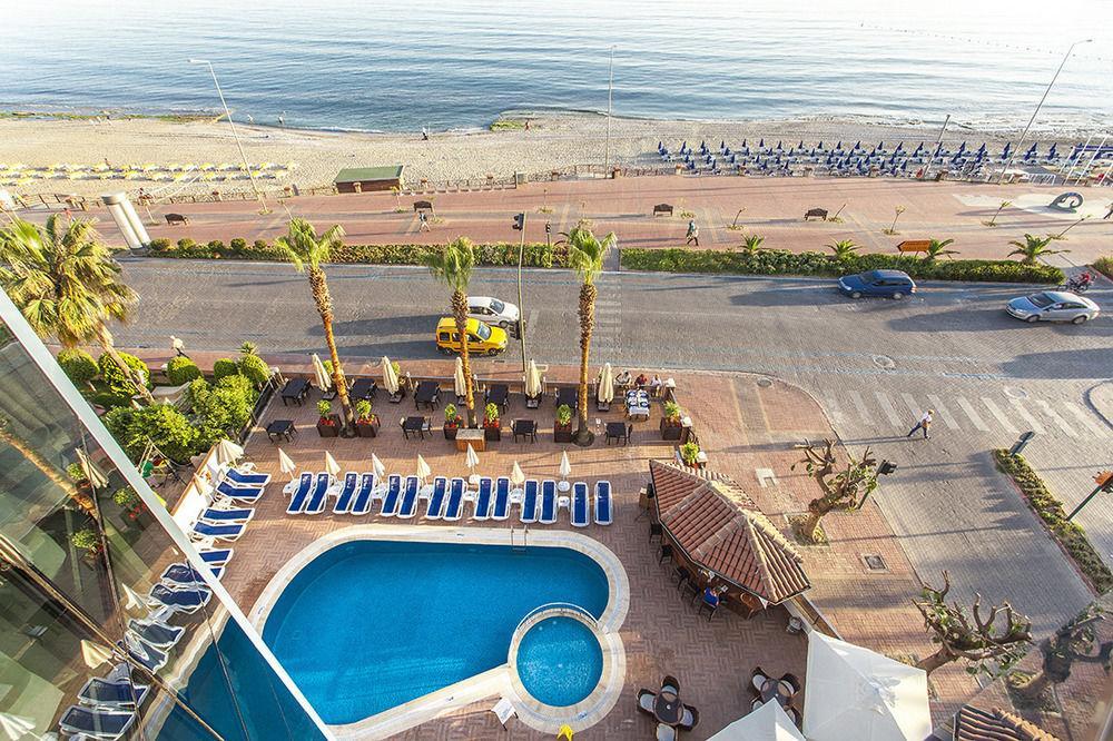 אלאניה Parador Suite Hotel מראה חיצוני תמונה