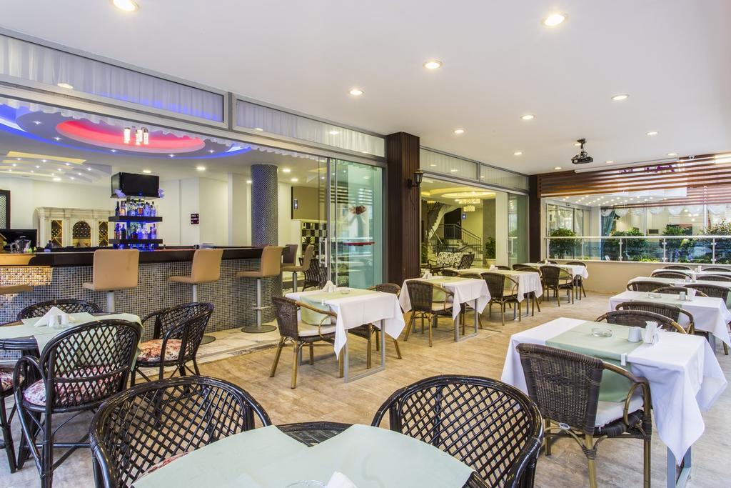אלאניה Parador Suite Hotel מראה חיצוני תמונה