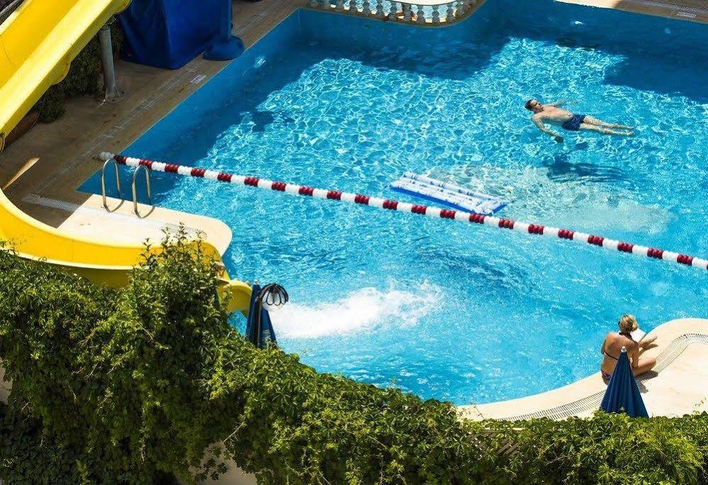 אלאניה Parador Suite Hotel מראה חיצוני תמונה